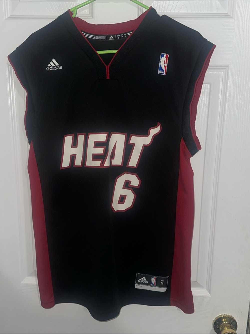 LeBron James - throwback Heat- adidas Black and Red NBA Jersey - Picture 2 of 6